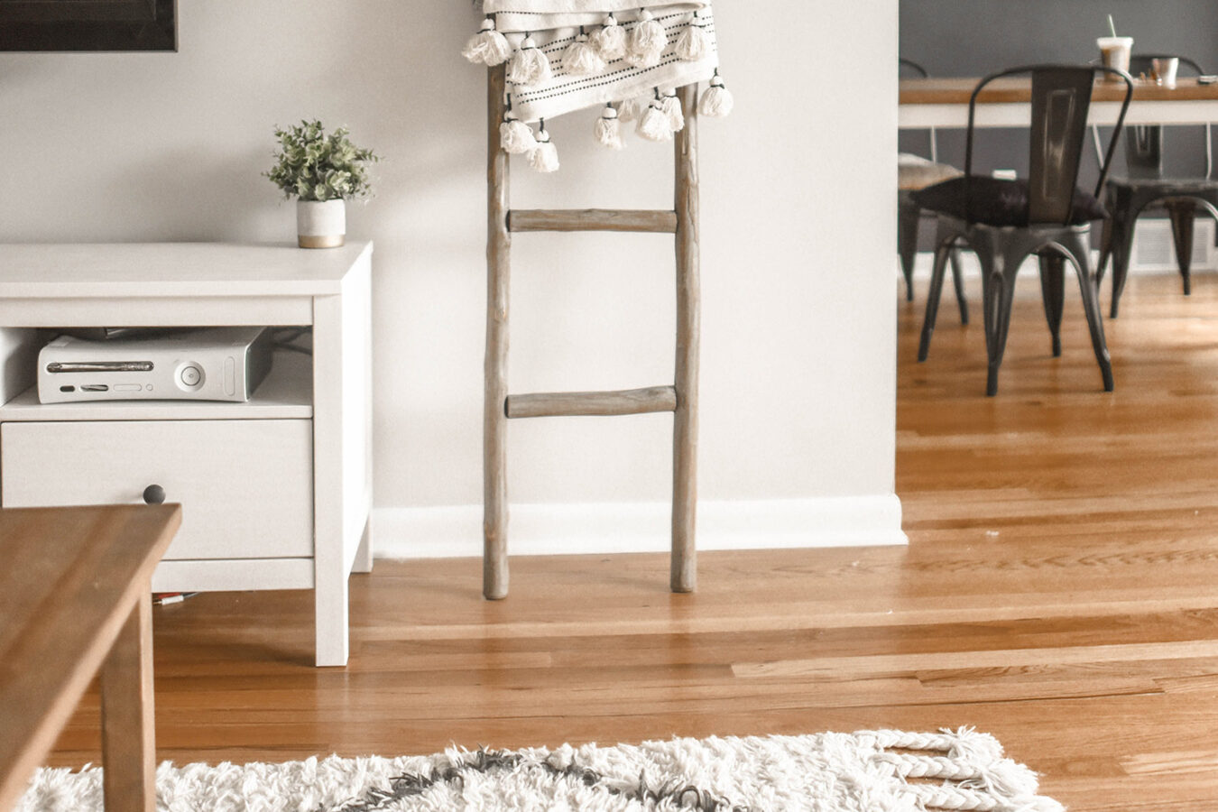 CTA pflege-der-wohnung, Holzboden